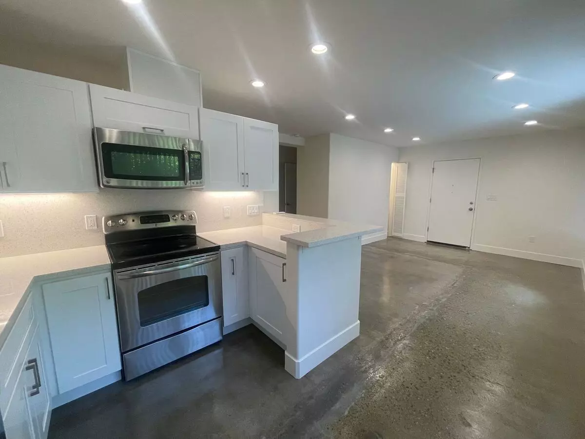 Studio, 1 Bath Model floor plan