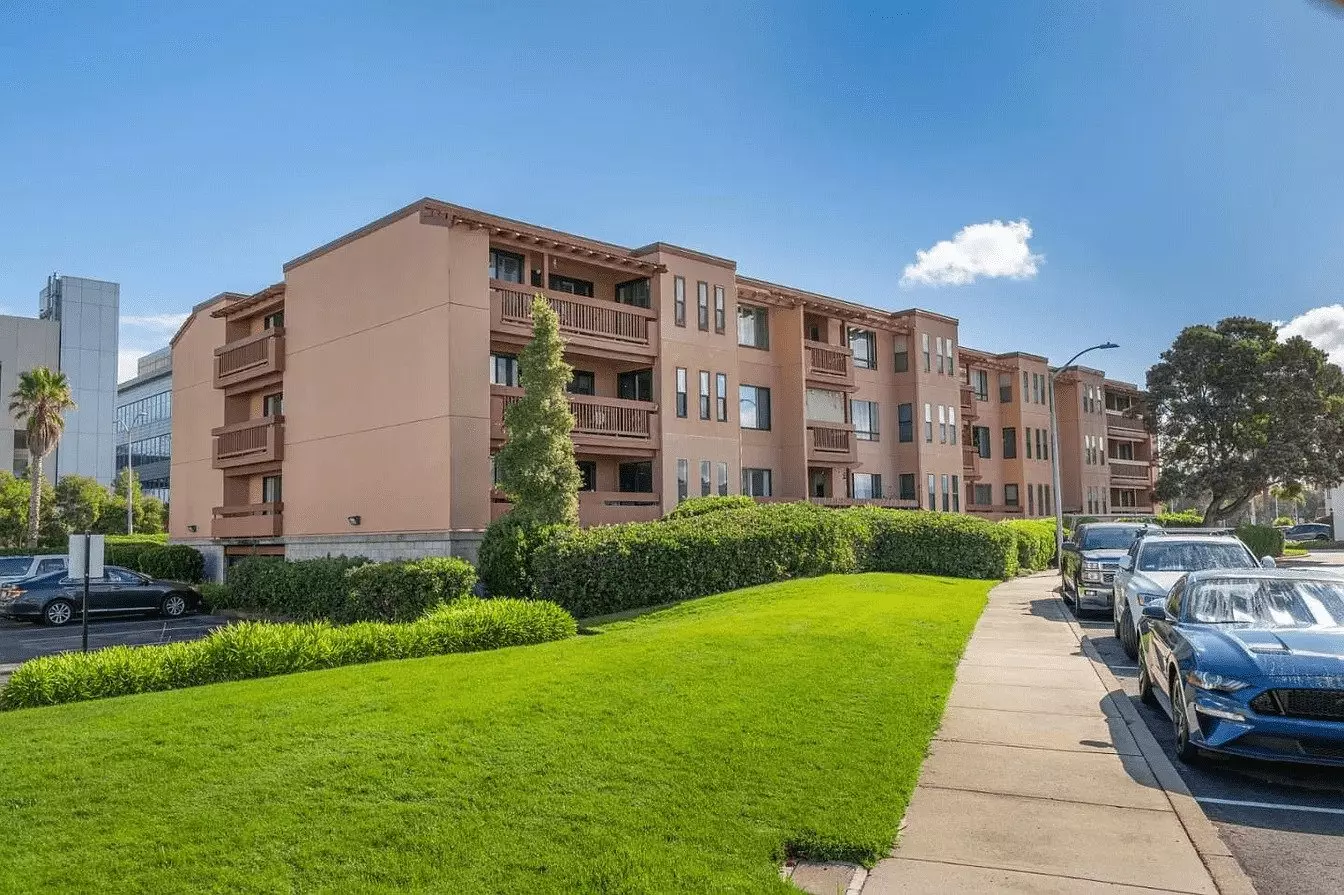1BR/1BA floor plan
