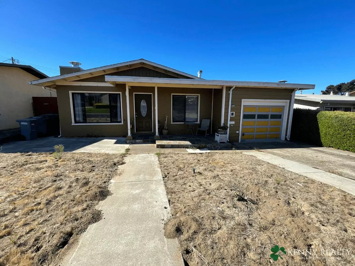 2 Beds • 2 Bath - floor plan