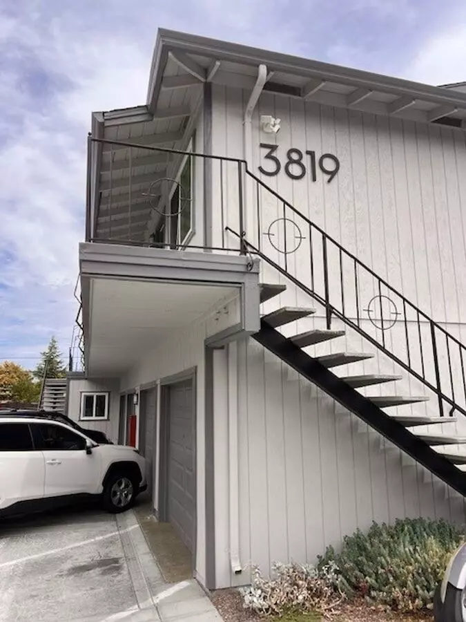 2 Beds, 1 Bath Model floor plan