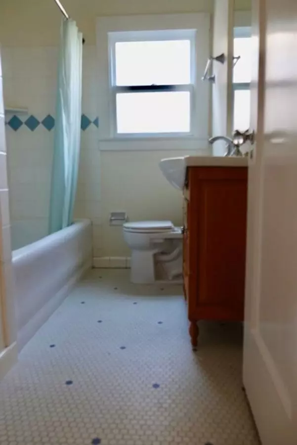 1 Bed • 1 Bath 2 floor plan