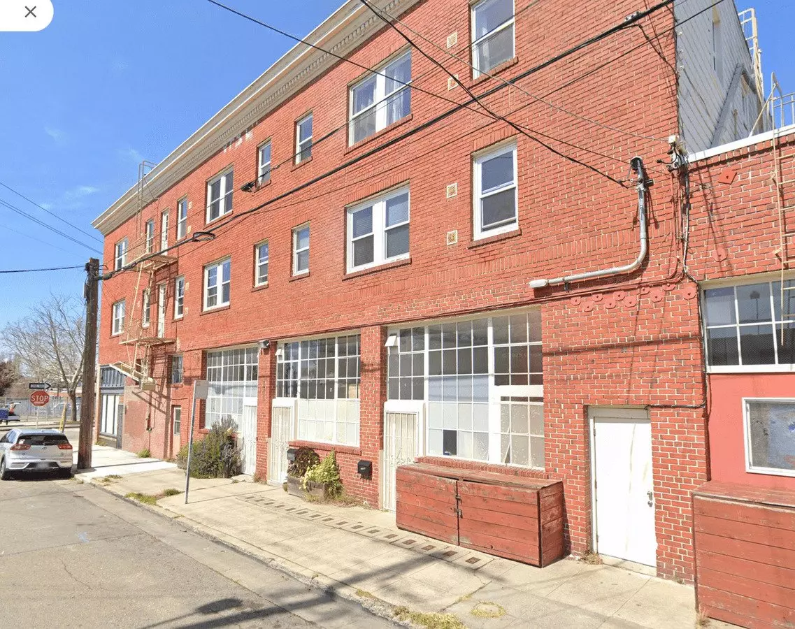 Studio • 1 Bath 01 floor plan