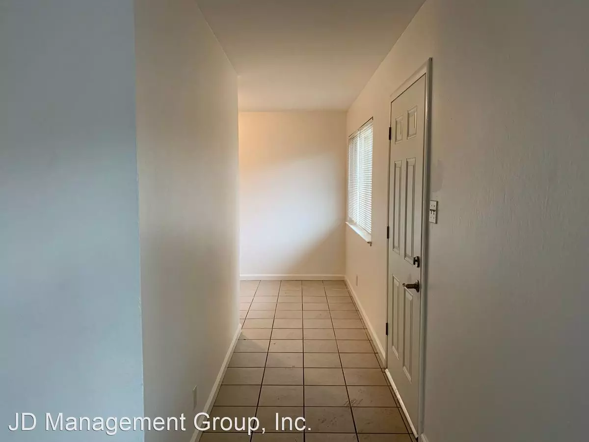 2 Beds, 1 Bath Model floor plan