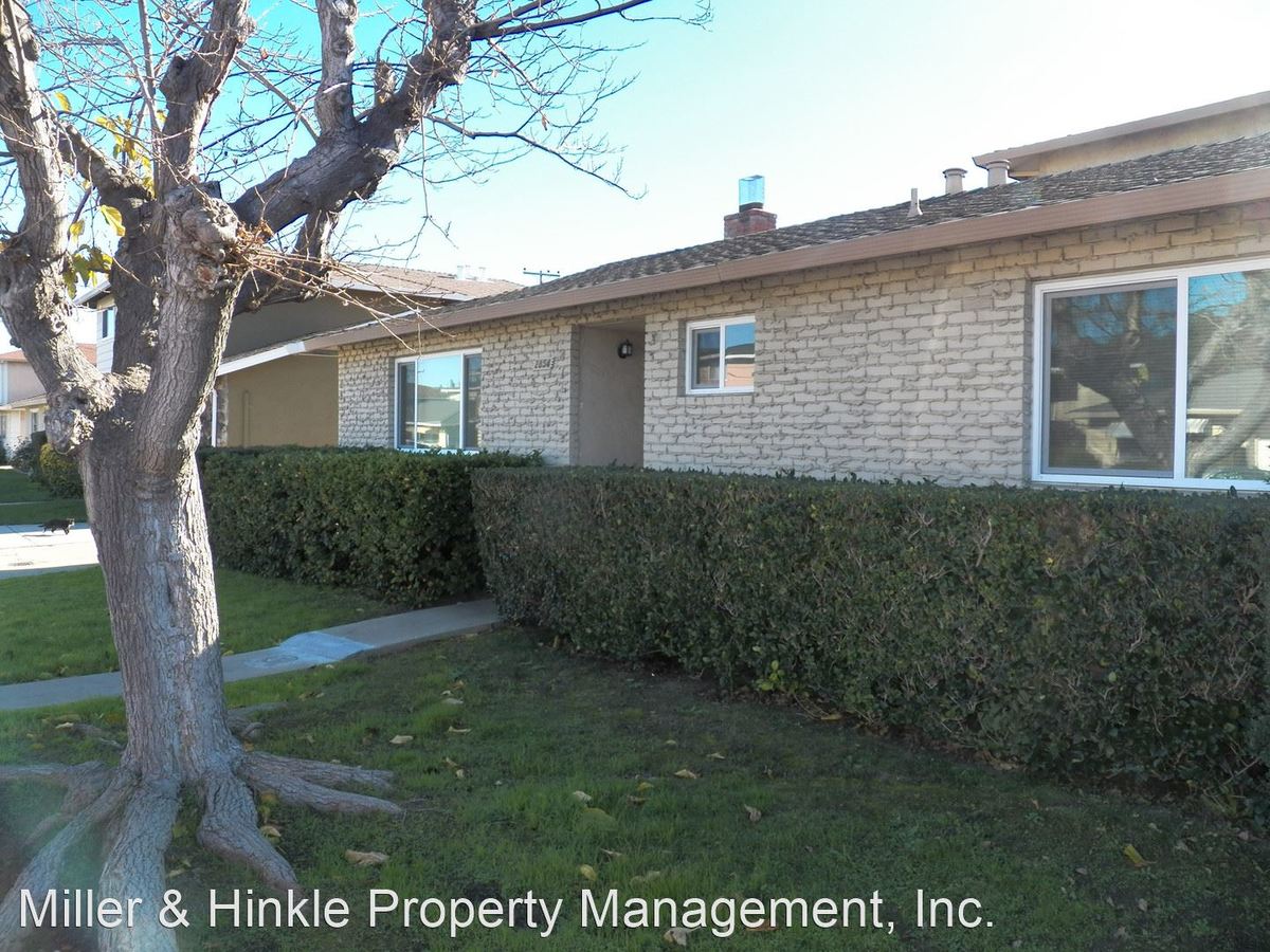 1 Bed • 1 Bath 3 floor plan