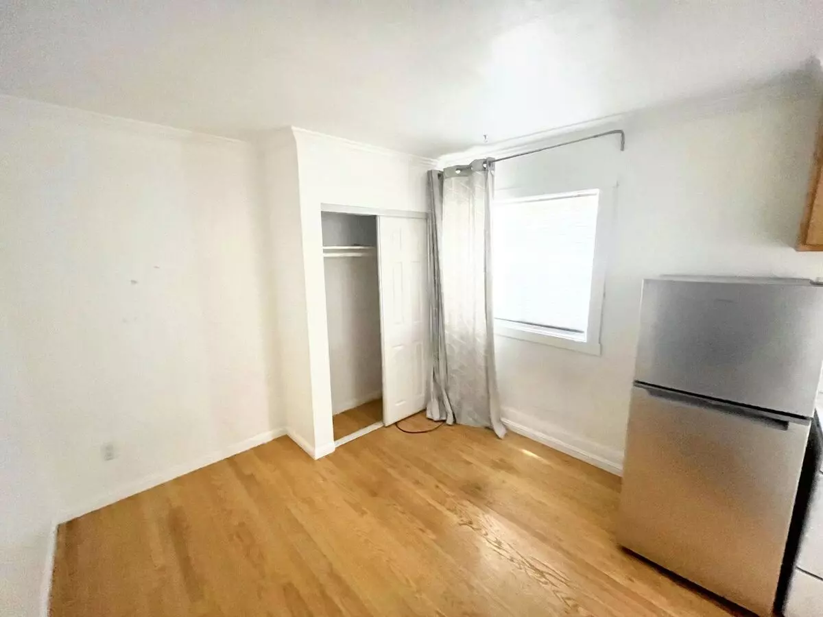 Studio • 1 Bath 8 floor plan