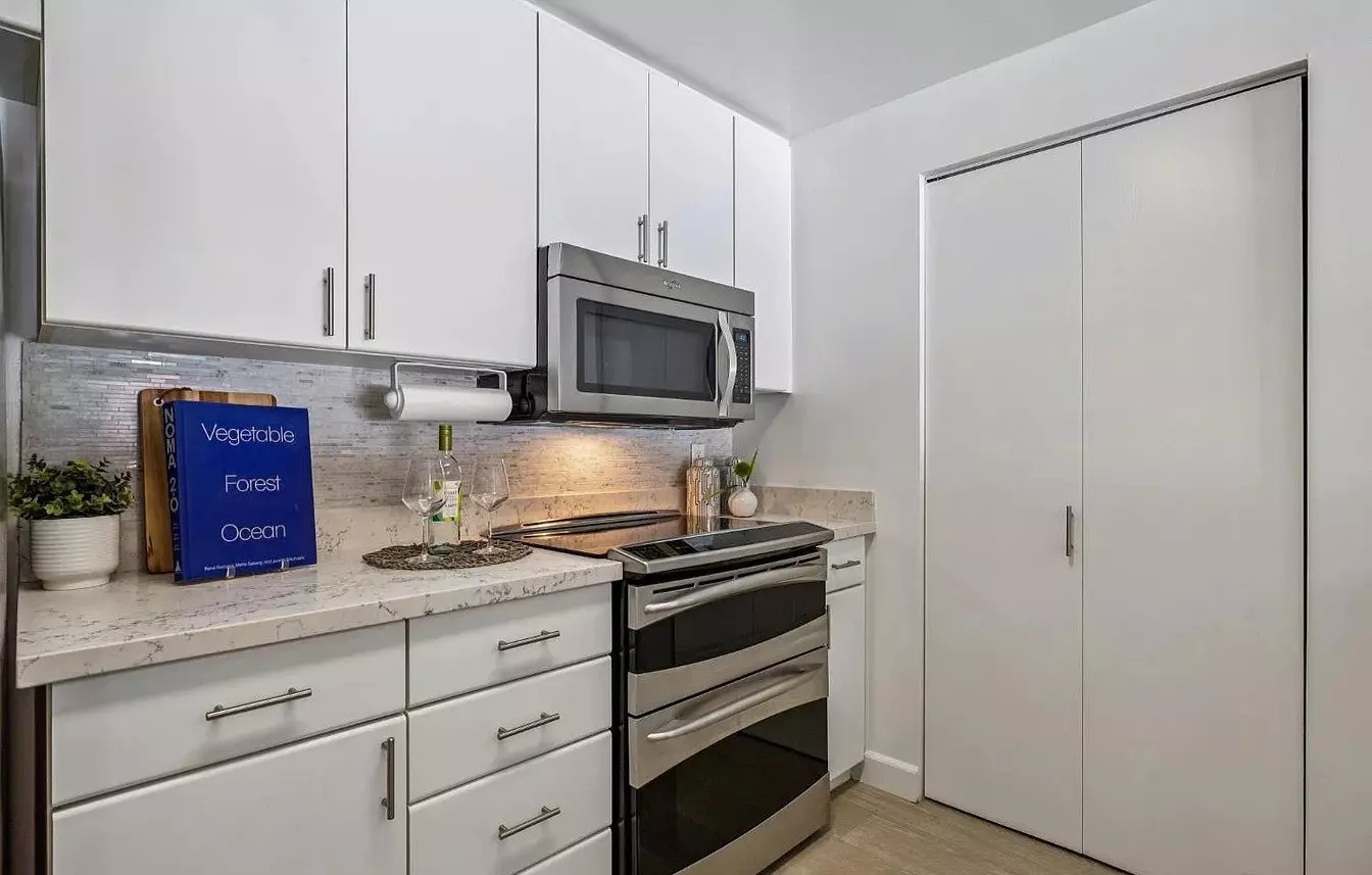 1BR/1BA floor plan
