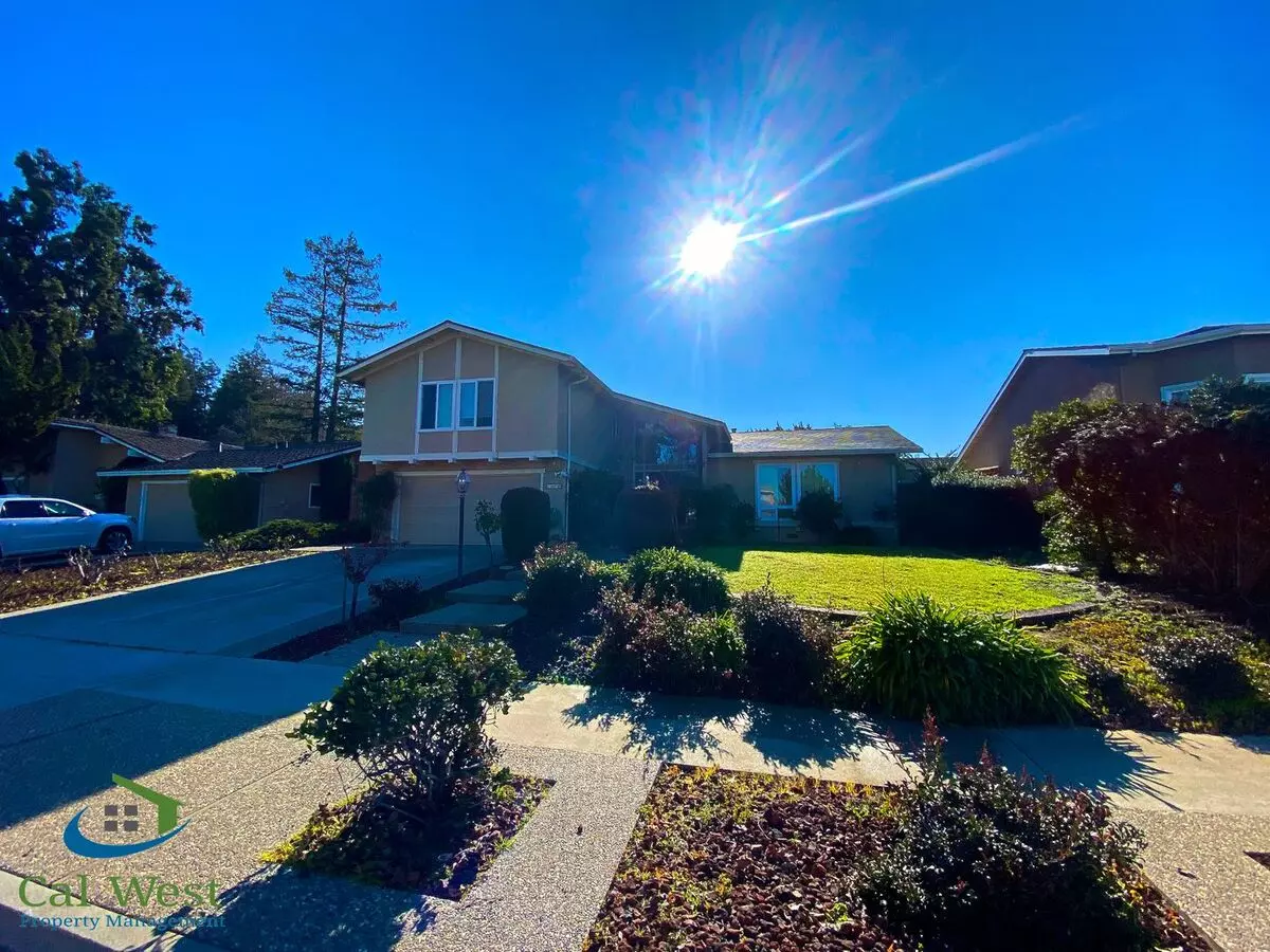 4 Beds • 2 Bath floor plan