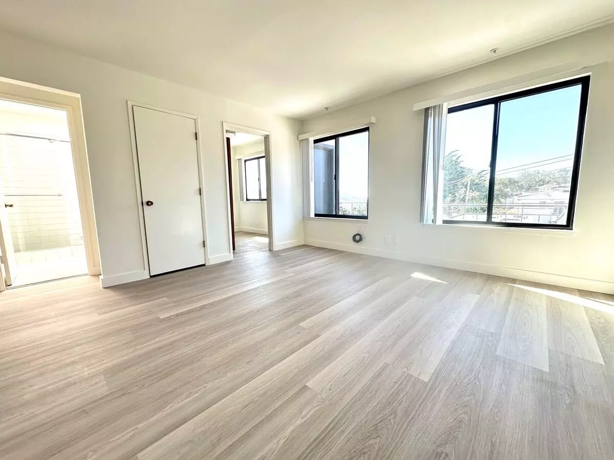 Studio • 1 Bath 05 floor plan