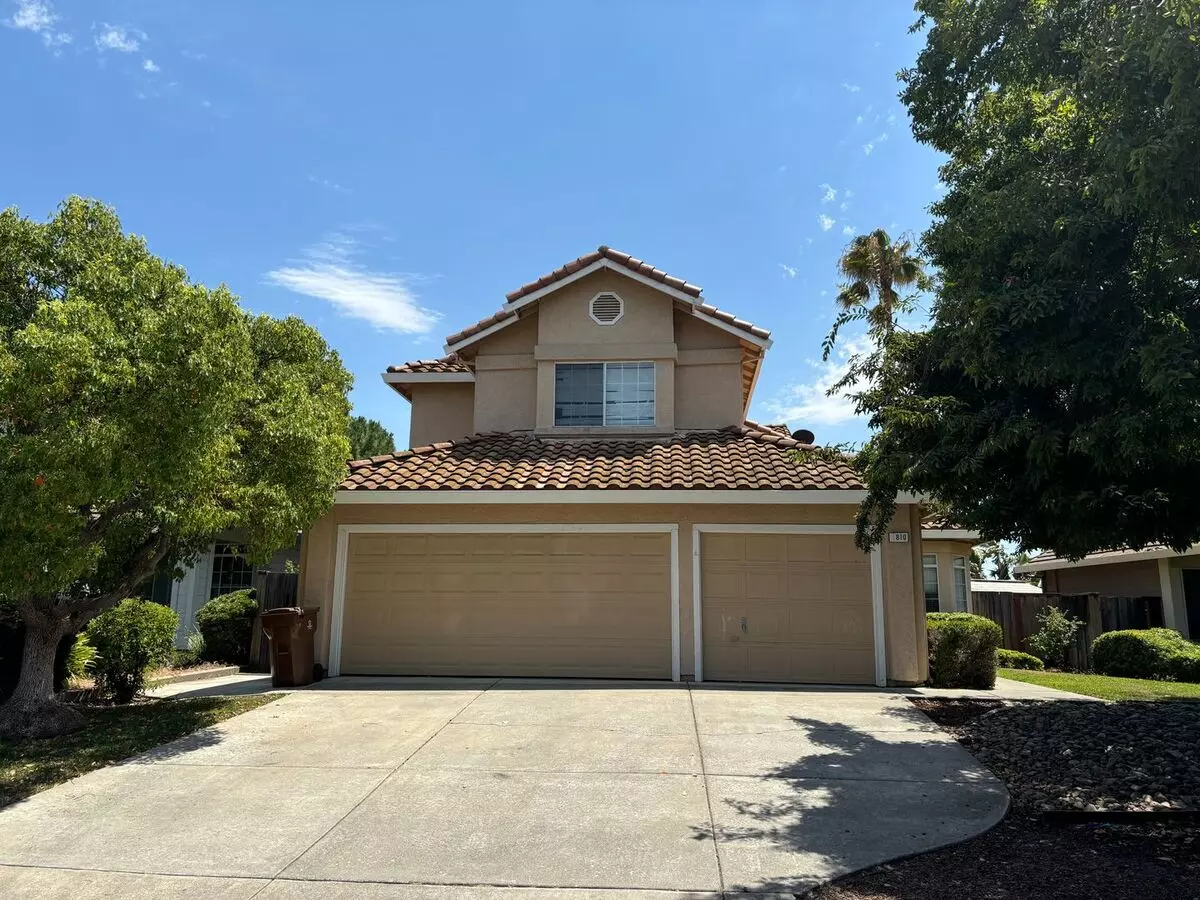 4 Beds • 2 Bath floor plan