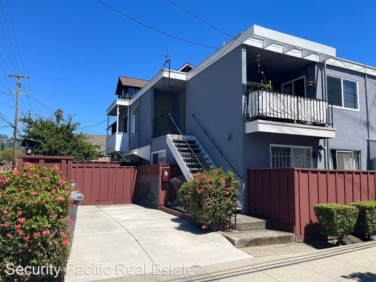 2 Beds • 1 Bath floor plan