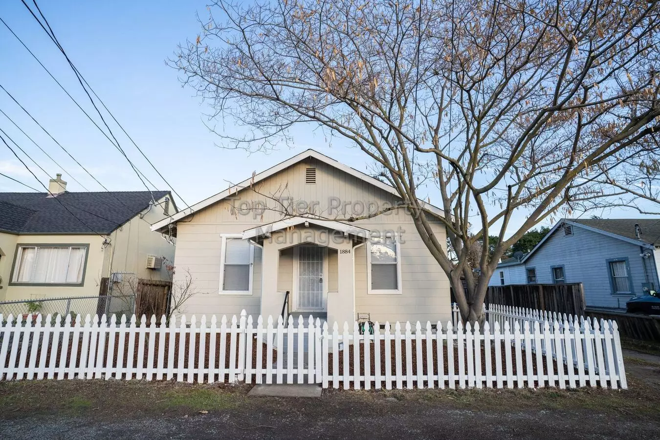 3 Beds • 2 Bath A floor plan