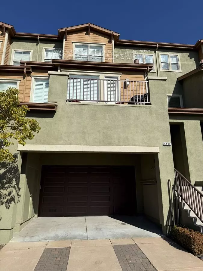 4 Beds • 3 Baths - floor plan