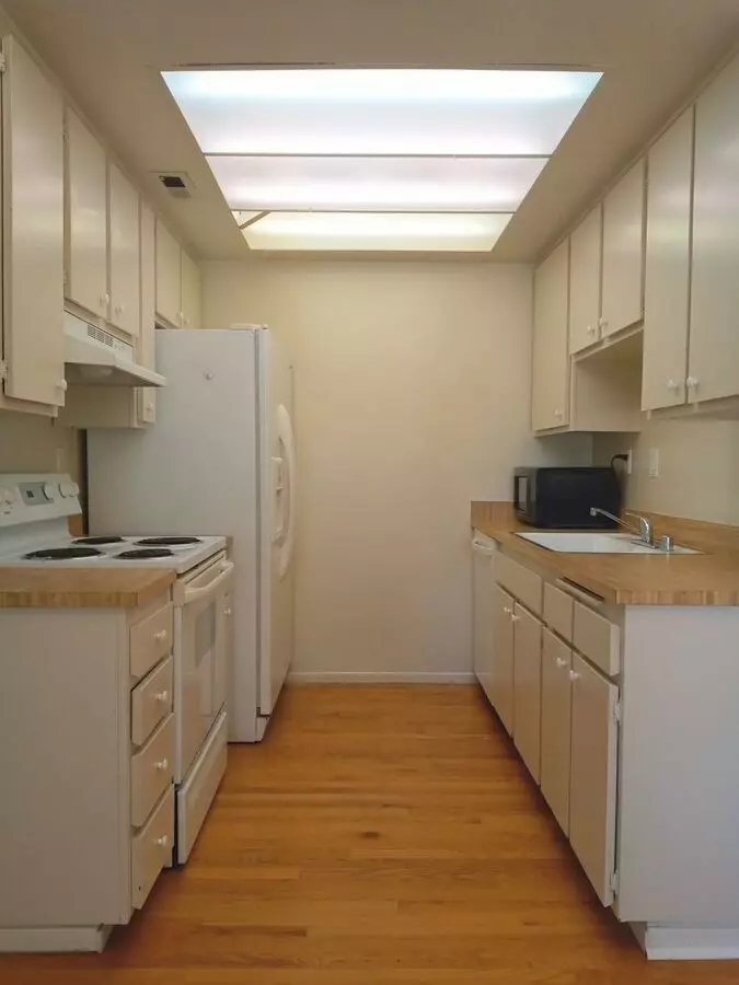 1 Bed • 1 Bath - floor plan