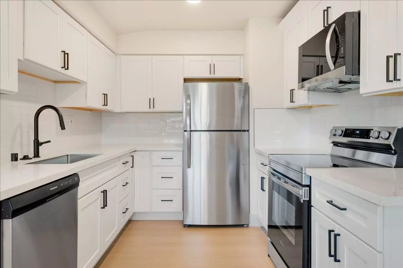 2 Beds • 1 Bath floor plan