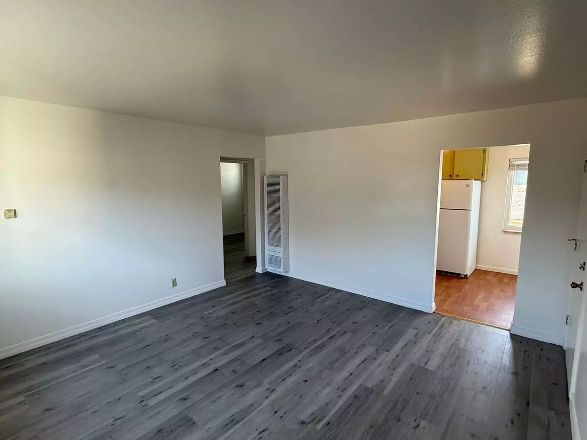 2 Beds • 1 Bath 5128 floor plan