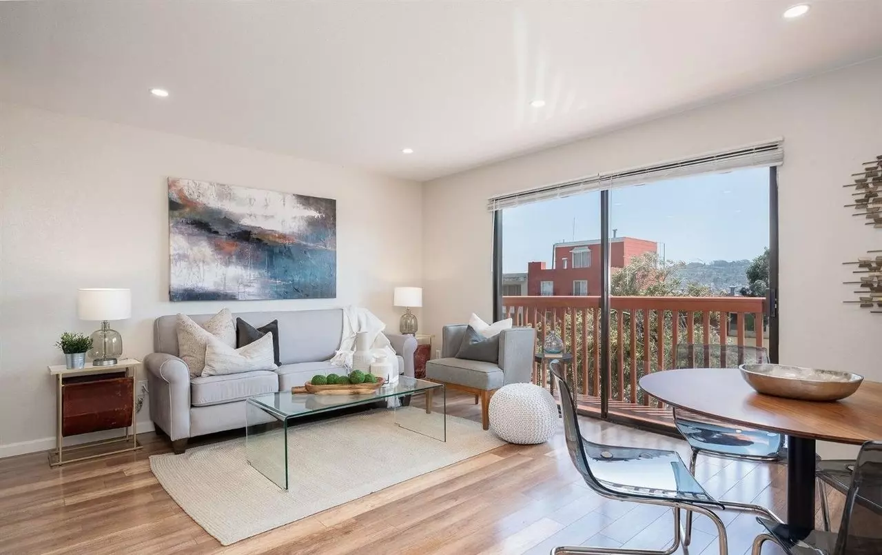 1 Bed • 1 Bath celebrates floor plan
