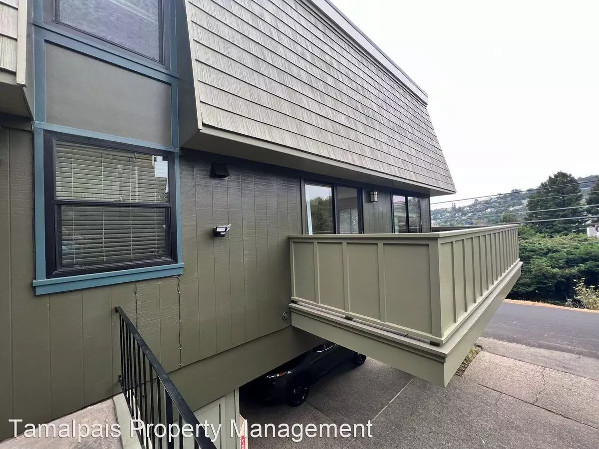 2 Beds • 1 Bath 4 floor plan