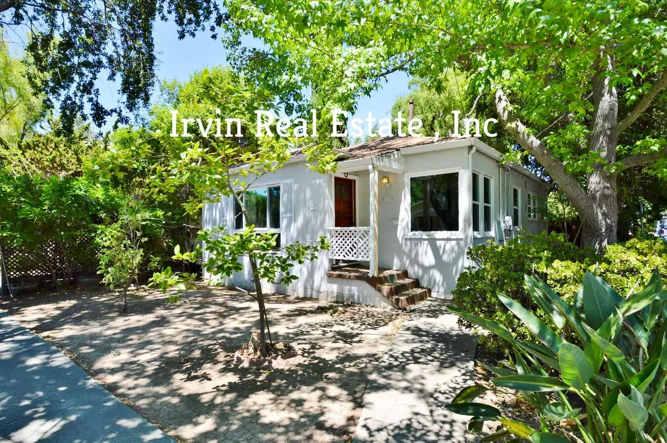 2 Beds • 1 Bath floor plan