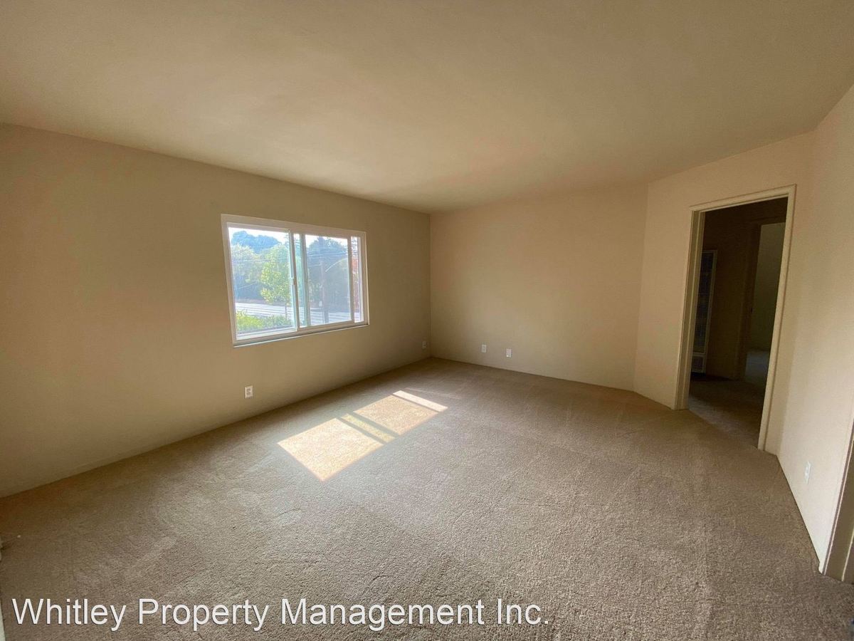 2 Beds • 1 Bath floor plan