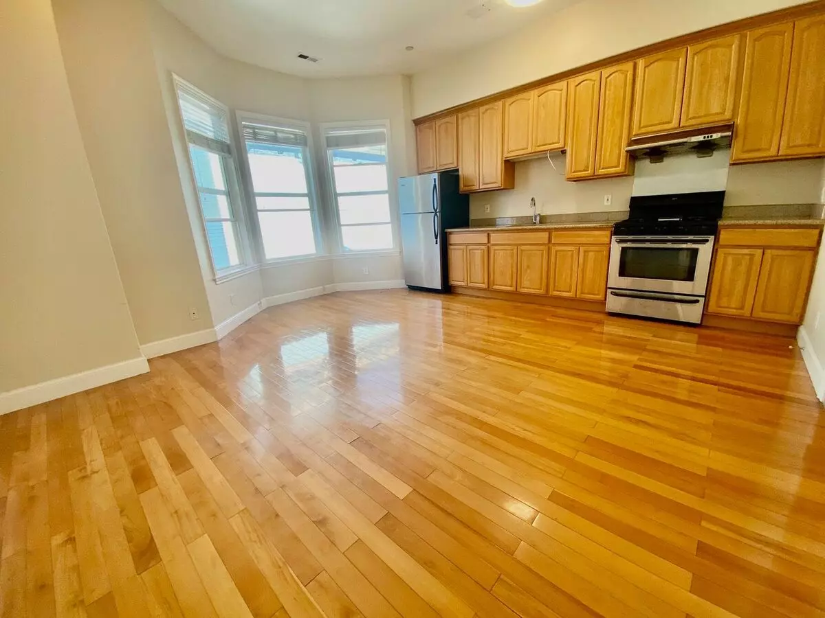 1 Bed • 1 Bath 5 floor plan