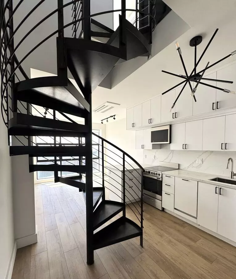 2 Beds • 1 Bath 6 floor plan