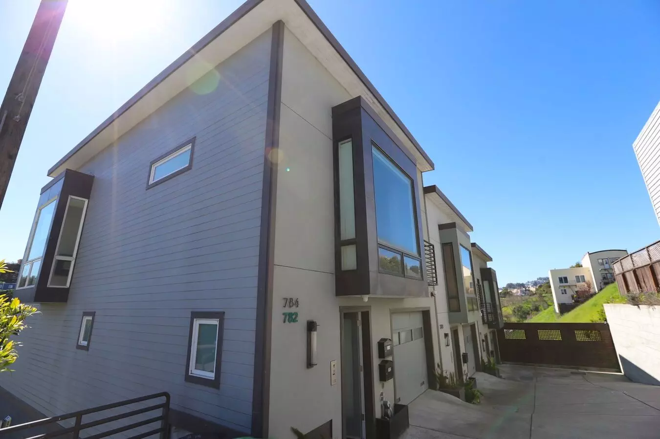 2 Beds • 2 Bath 784 floor plan