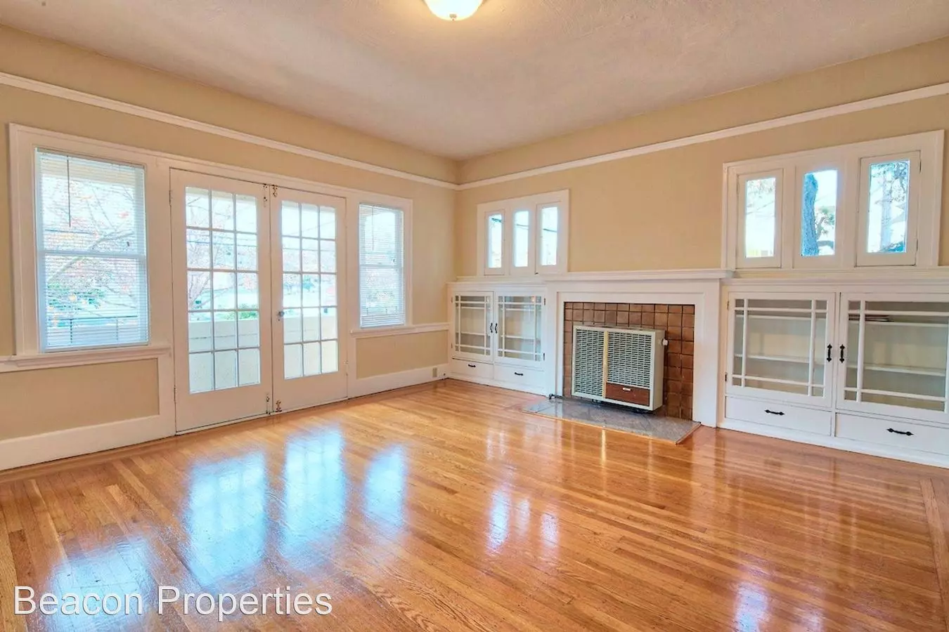 1 Bed • 1 Bath 716 floor plan