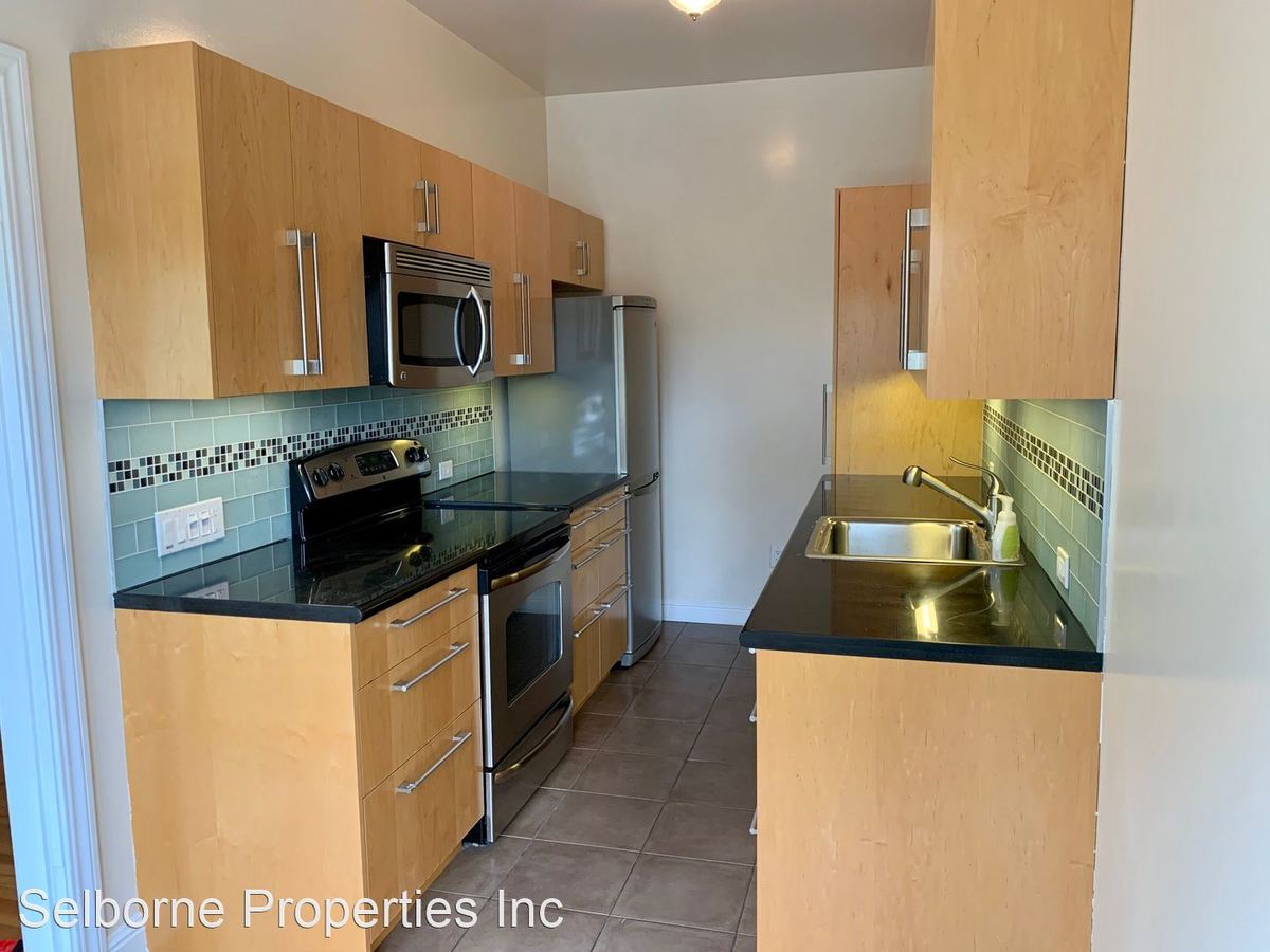 Studio • 1 Bath floor plan