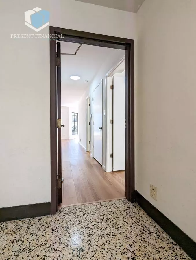 2 Beds • 1 Bath 1 floor plan