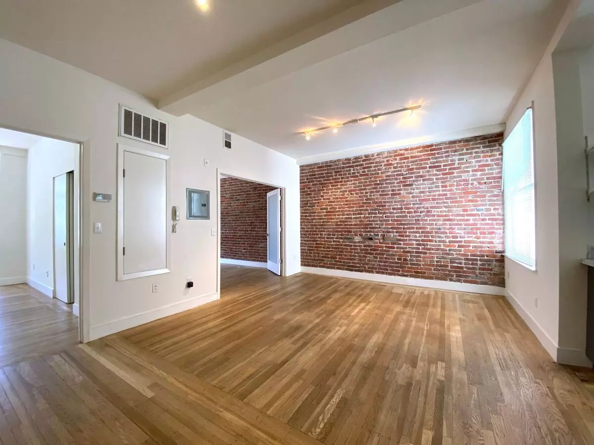 2BR/2BA 7 floor plan