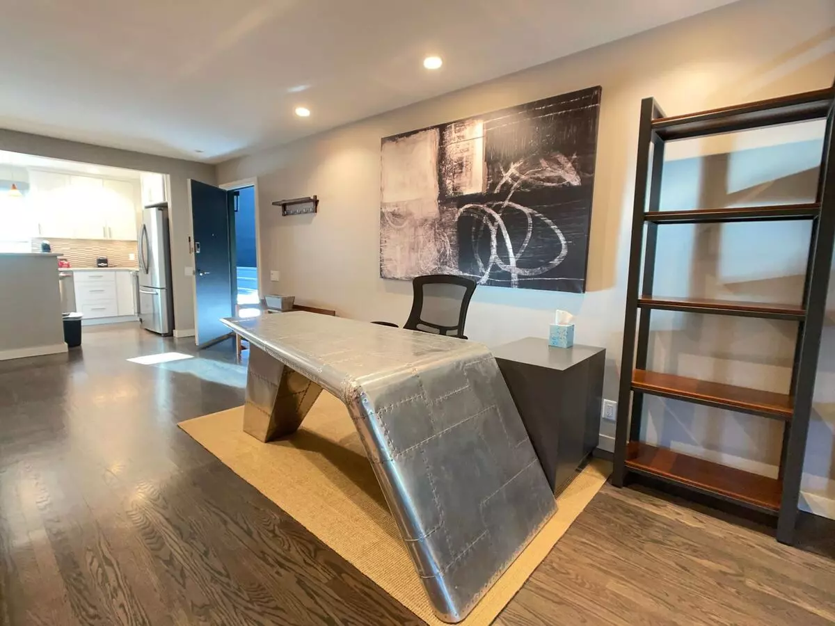 2 Beds • 2 Bath 10 floor plan