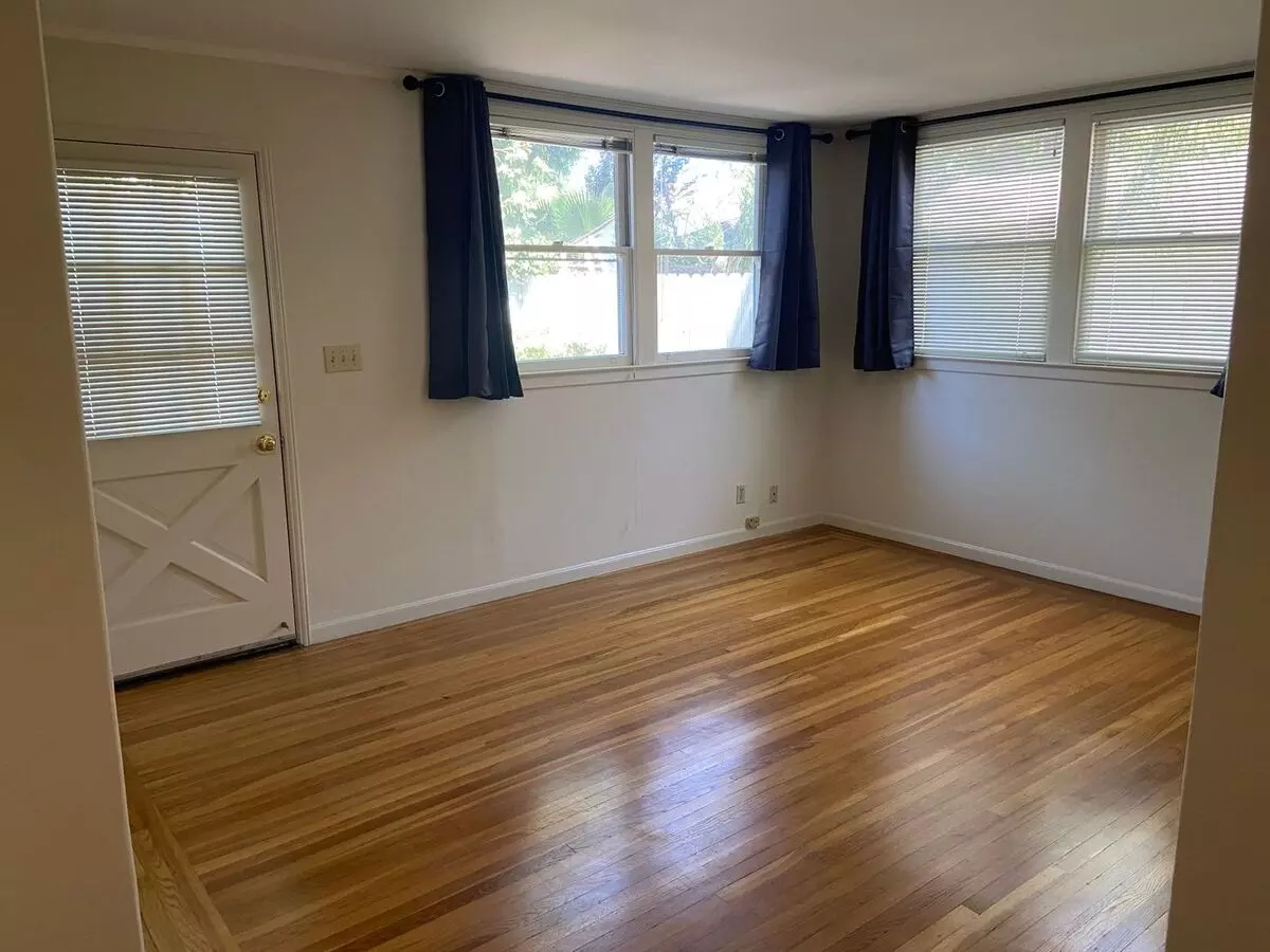 1 Bed • 1 Bath 2 floor plan
