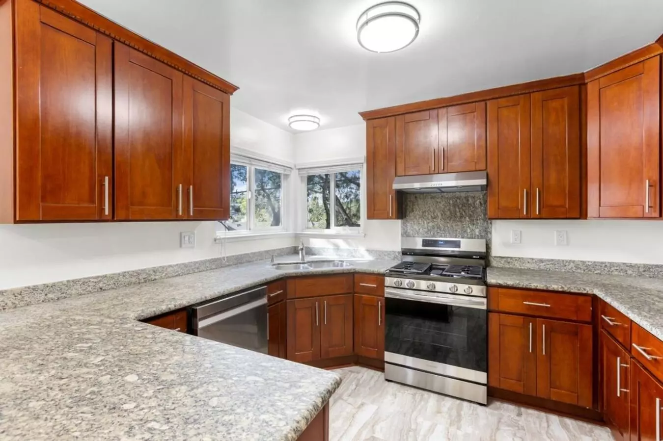 2 Beds • 2 Bath floor plan