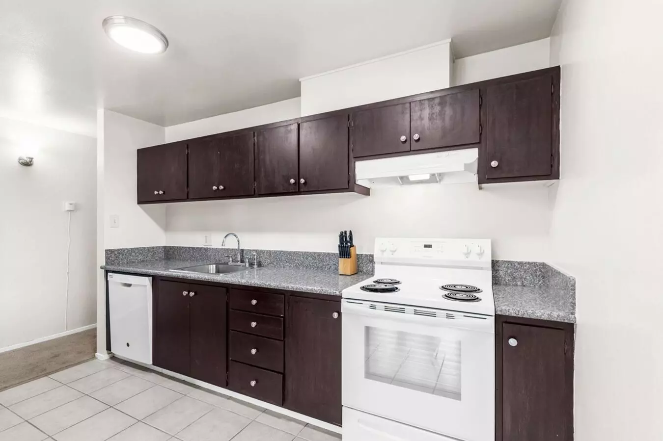 one bedroom 4 floor plan