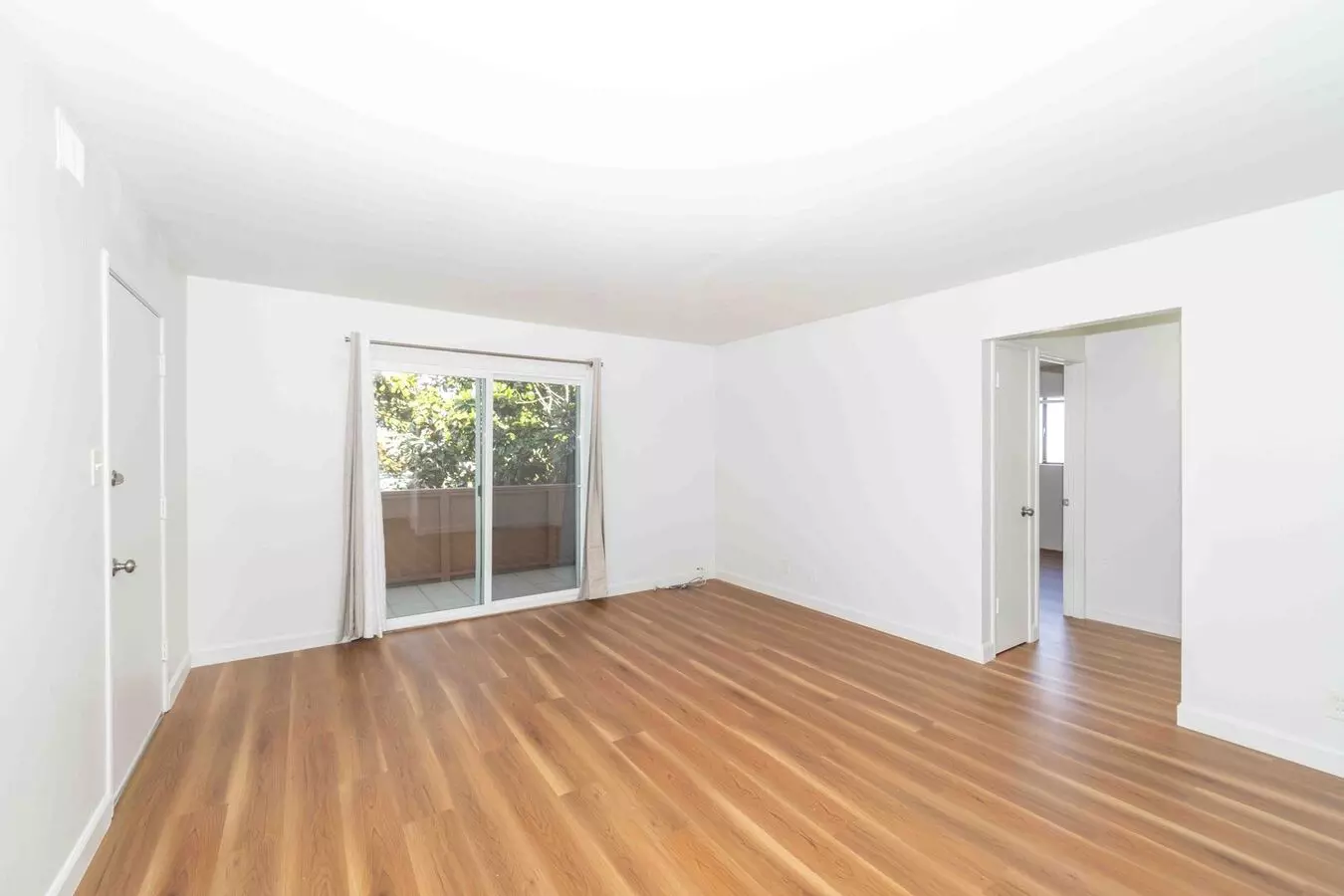 2 Beds • 1 Bath floor plan
