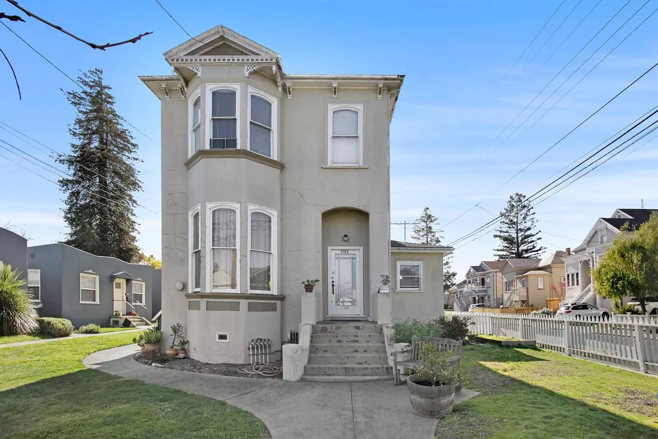 2 Beds • 2 Bath floor plan