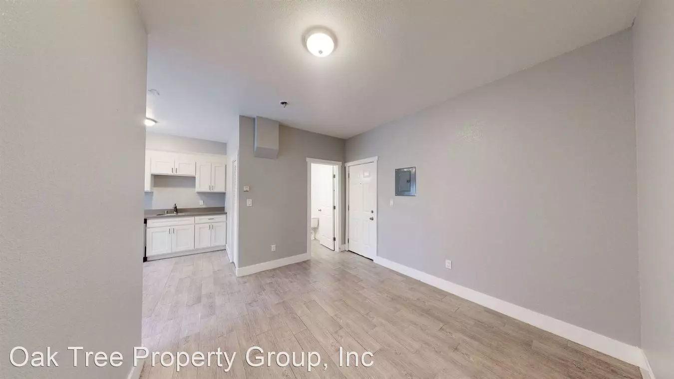1 Bed • 1 Bath 13 floor plan