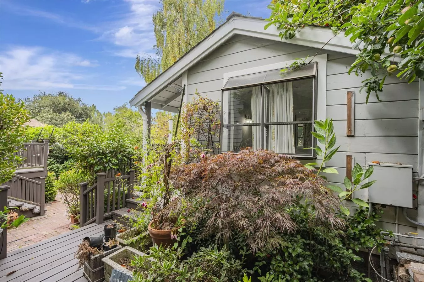 1 Bed • 1 Bath Cottage floor plan