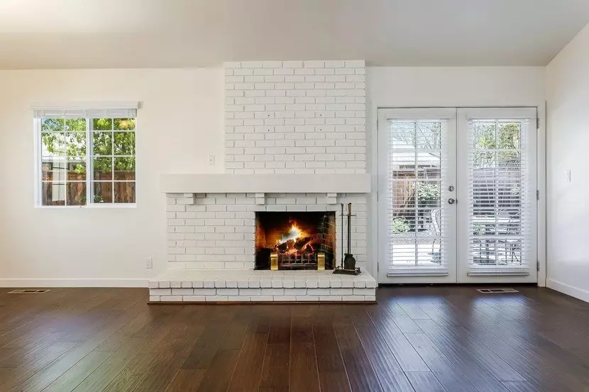 3 Beds • 2 Bath floor plan