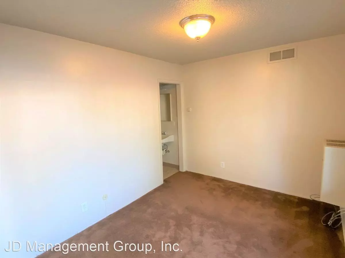1 Bed • 1 Bath floor plan