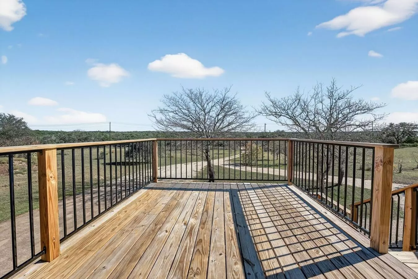 2 Beds • 1 Bath - floor plan