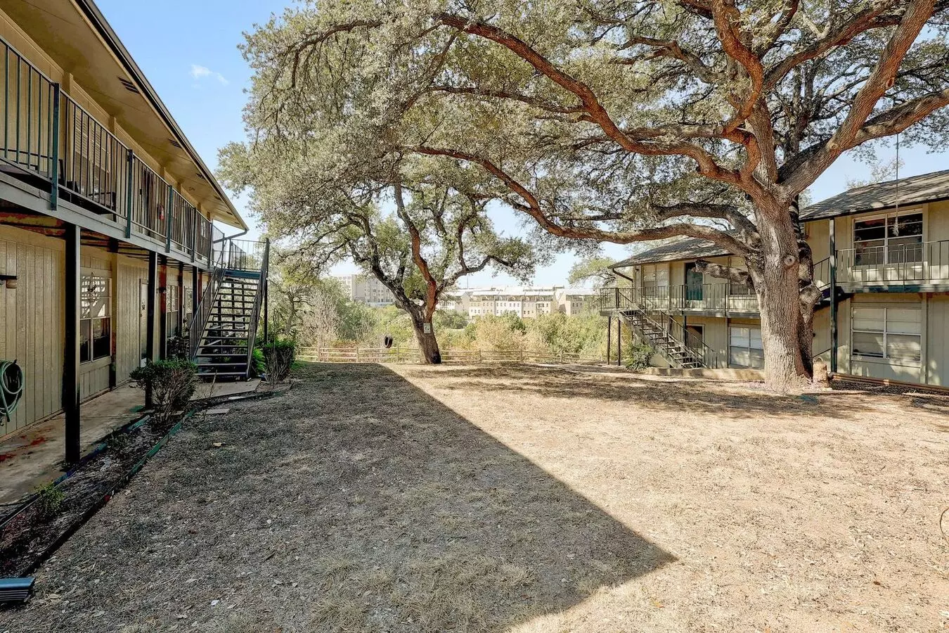 2 Beds • 1 Bath 206 floor plan