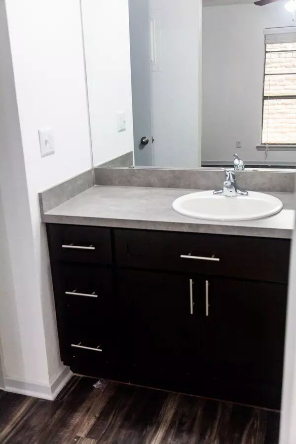 2 Beds • 1 Bath 8033-245 floor plan