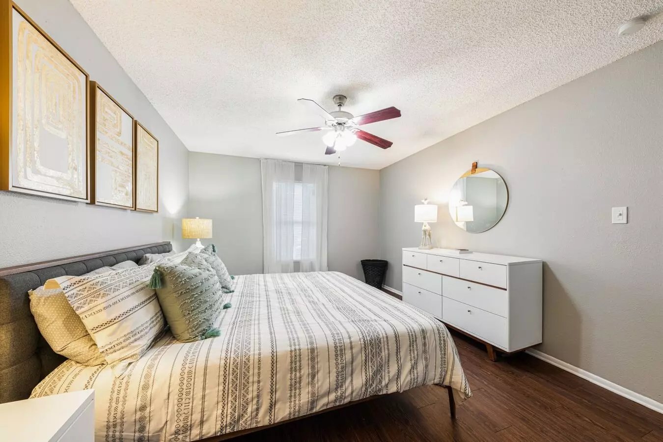 1 Bed • 1 Bath 1718-117 floor plan