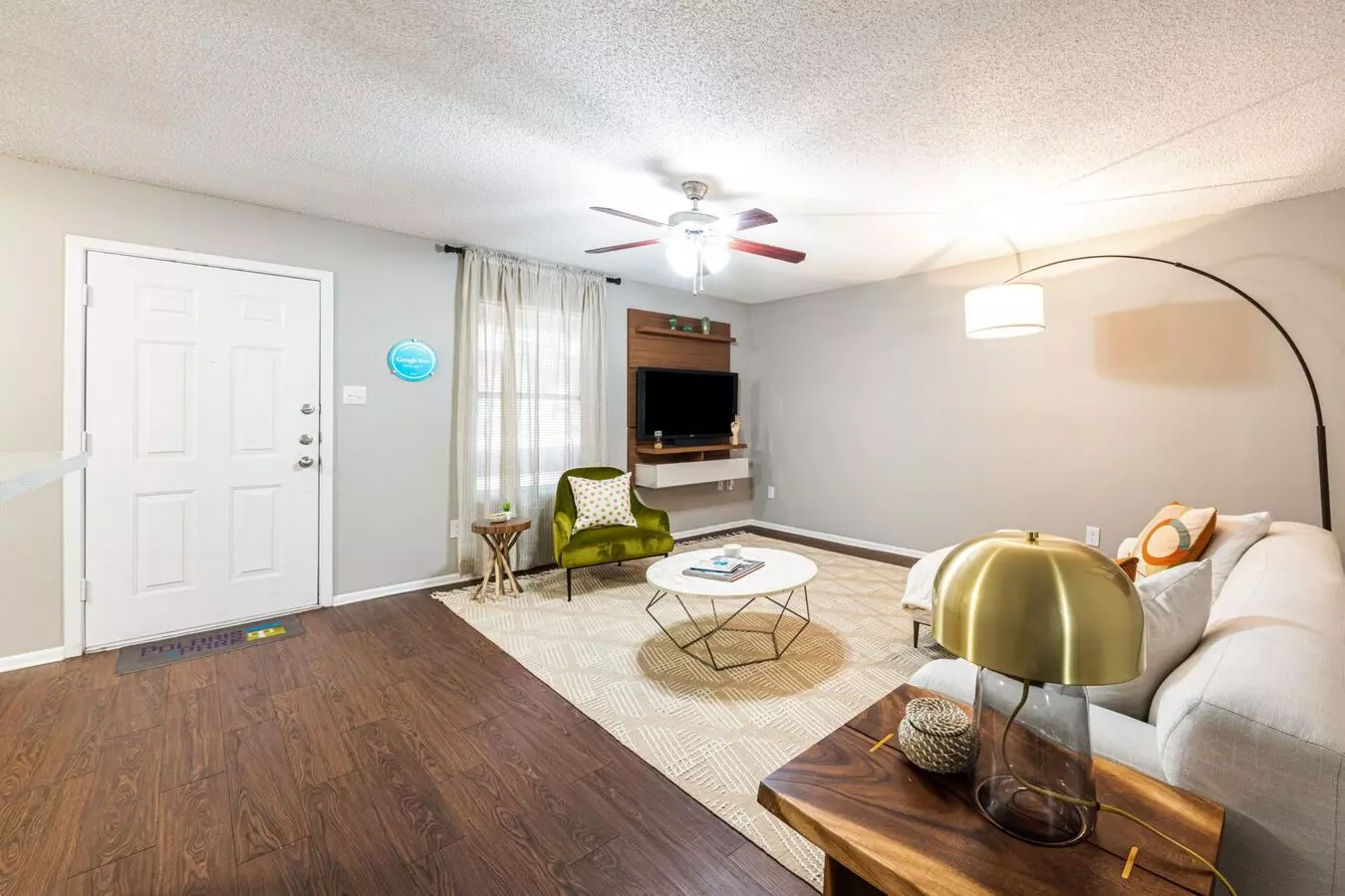 2BR/1BA 1724-208 floor plan