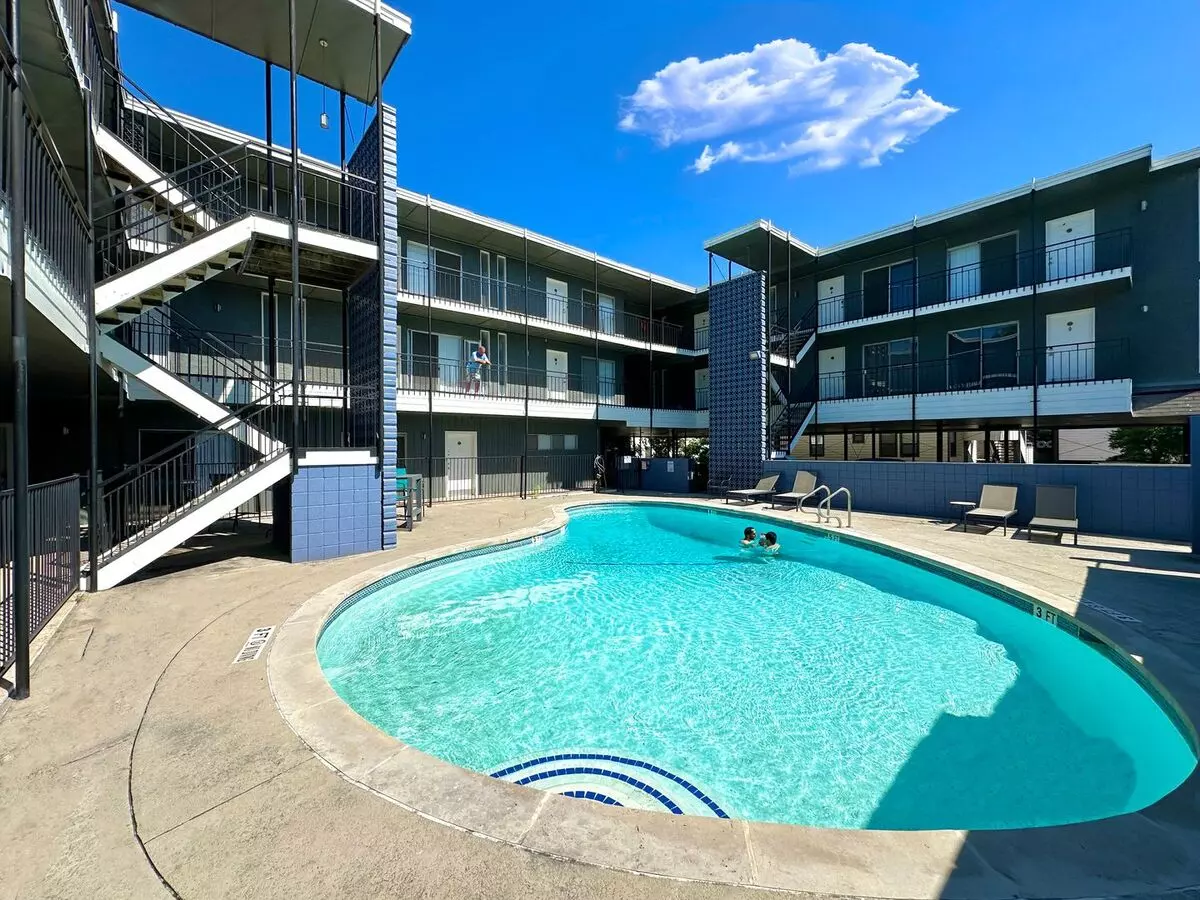 1 Bed • 1 Bath 302 floor plan
