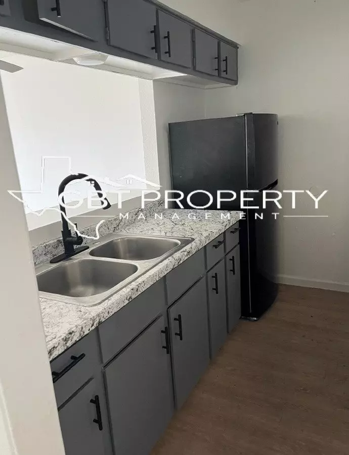 2x1 Renovated floor plan