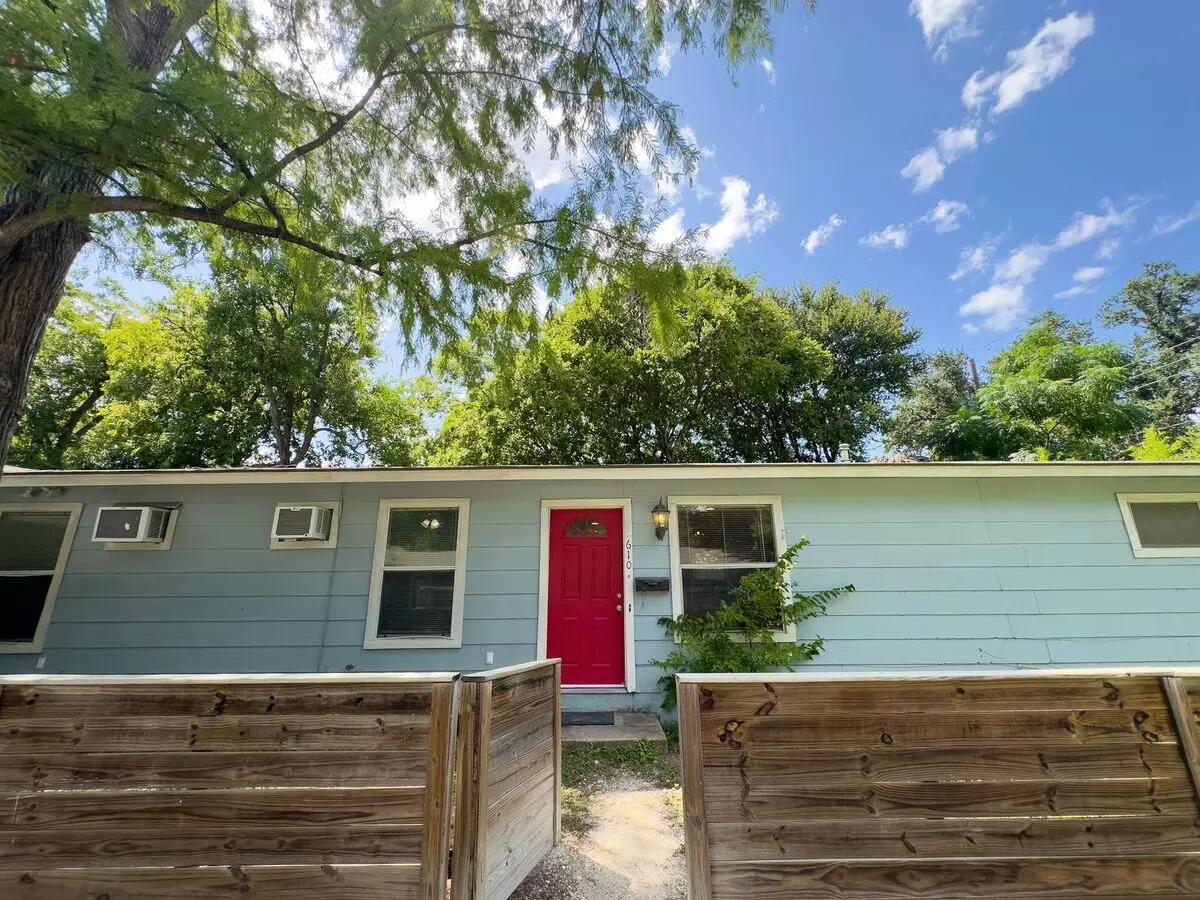 3BR/2BA B floor plan