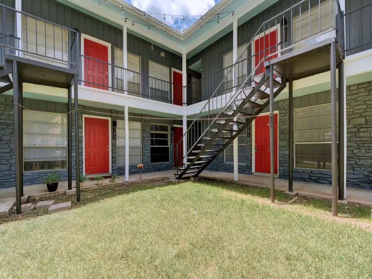Studio • 1 Bath 201 floor plan