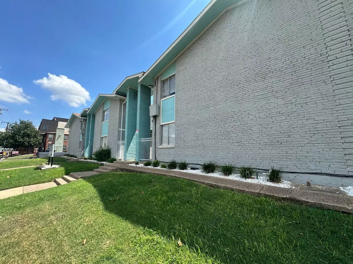1BR/1.0BA 215 floor plan